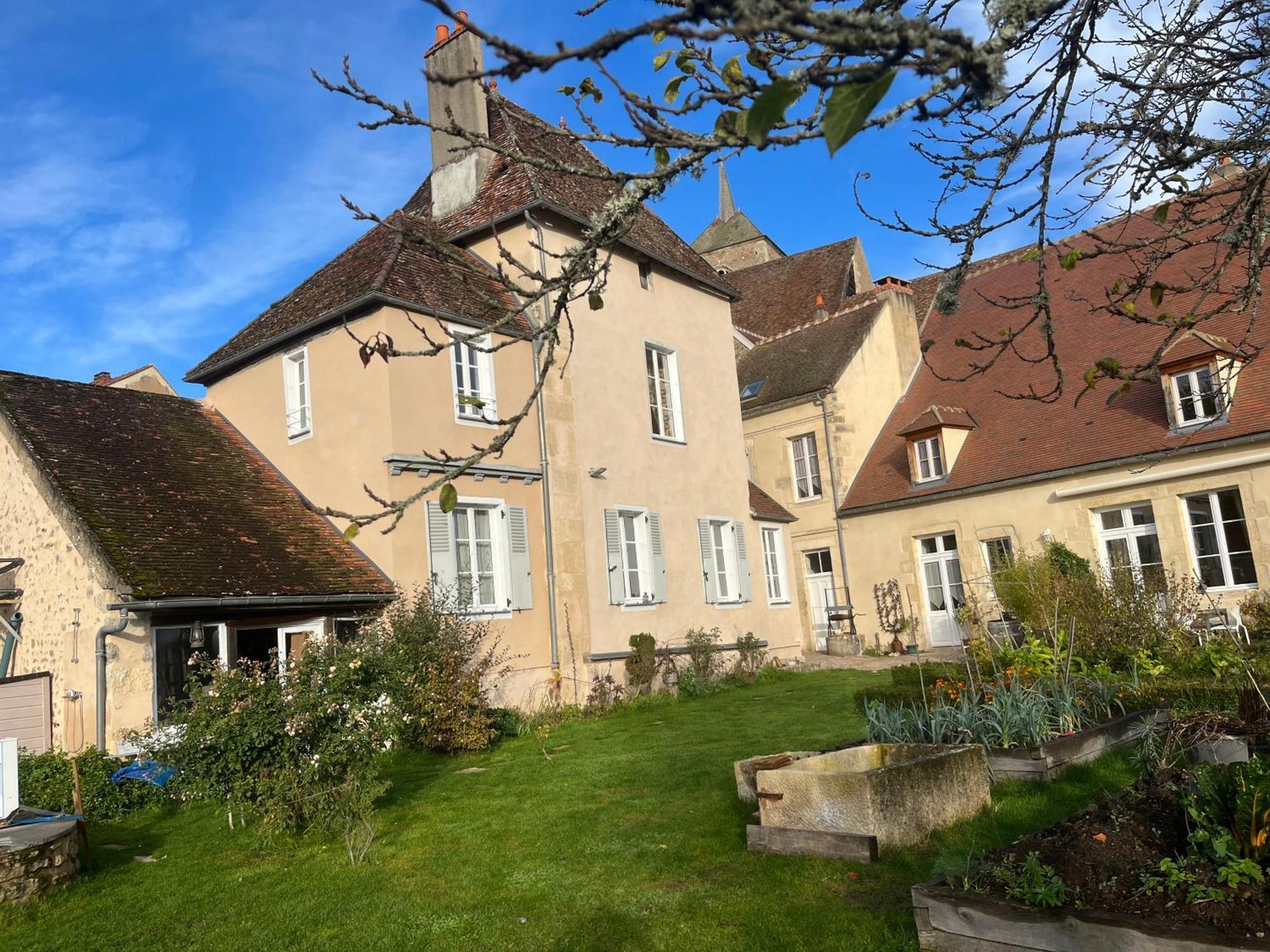 Maison De Noble Nicolas Avallon Exterior foto