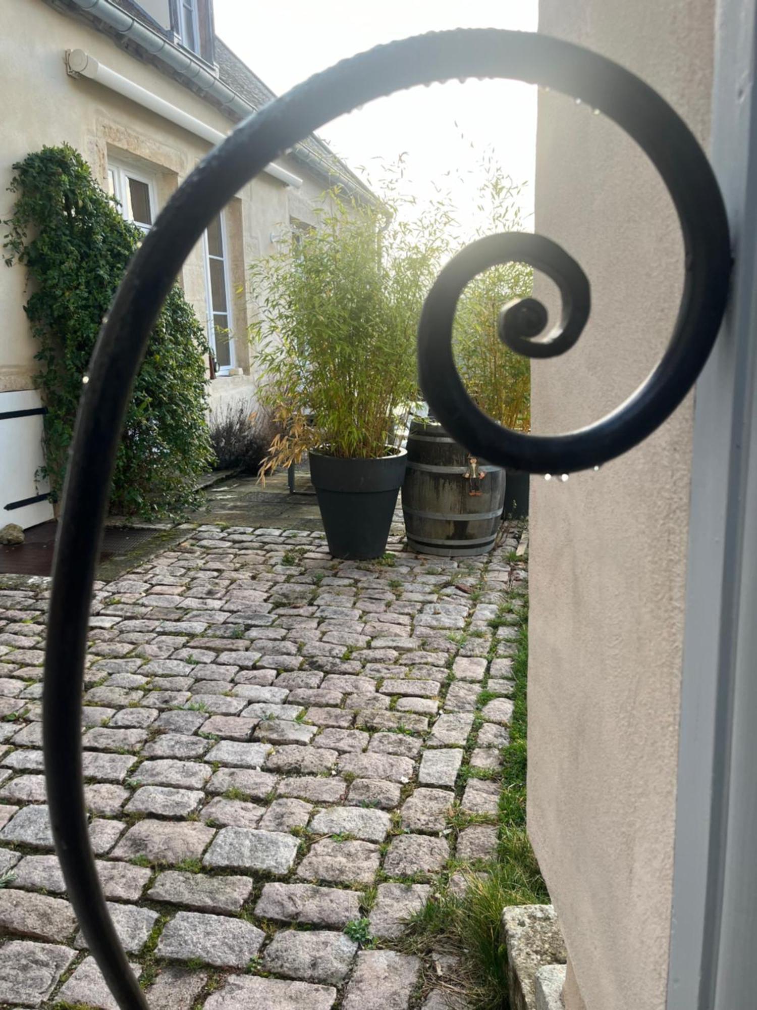 Maison De Noble Nicolas Avallon Exterior foto
